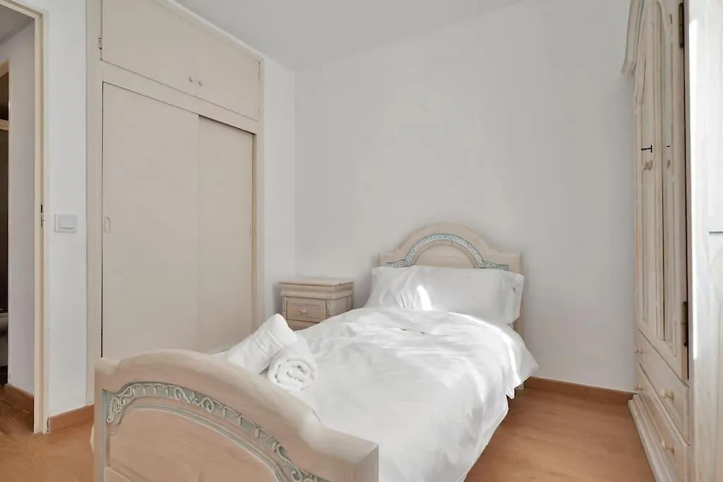 Apartamento En El Centro De San Pedro Alcantara - La Libertad 3 5 4 Marbellac Appartement