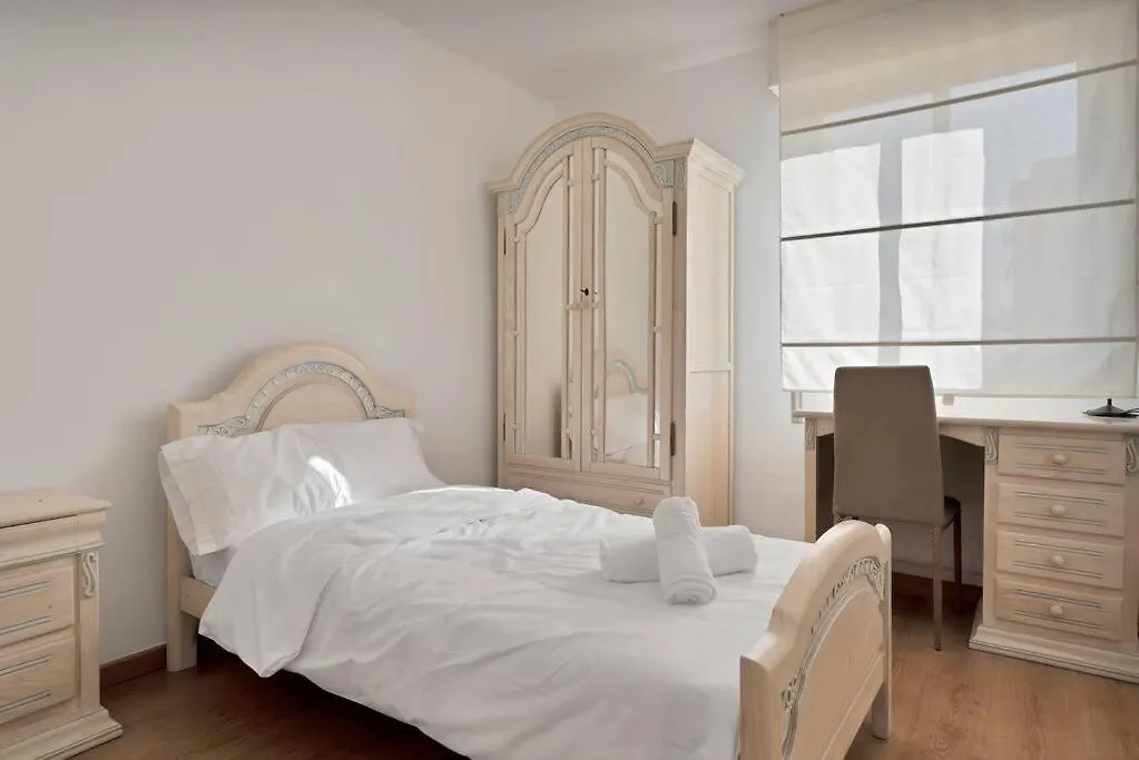 Apartamento En El Centro De San Pedro Alcantara - La Libertad 3 5 4 Marbellac Espagne