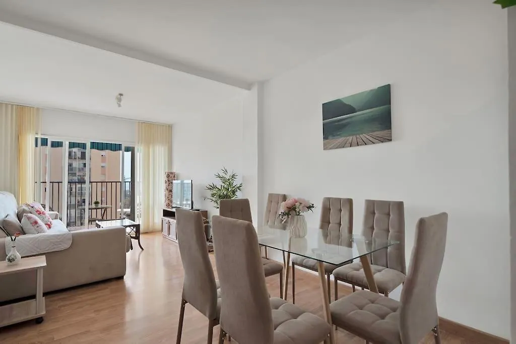 Apartamento En El Centro De San Pedro Alcantara - La Libertad 3 5 4 Marbellac