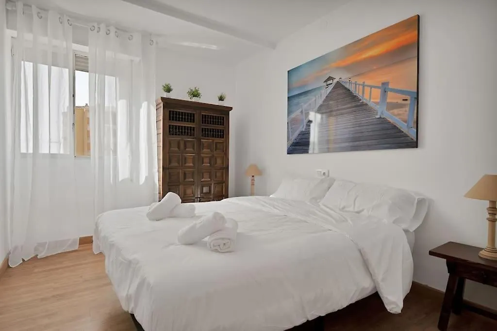 Apartamento En El Centro De San Pedro Alcantara - La Libertad 3 5 4 Marbellac