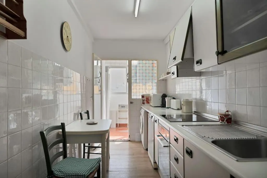 Apartamento En El Centro De San Pedro Alcantara - La Libertad 3 5 4 Marbella Spain